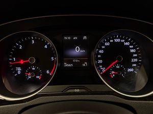 Volkswagen Passat bild 14