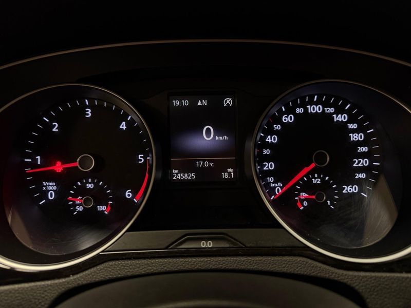 Volkswagen Passat bild 14