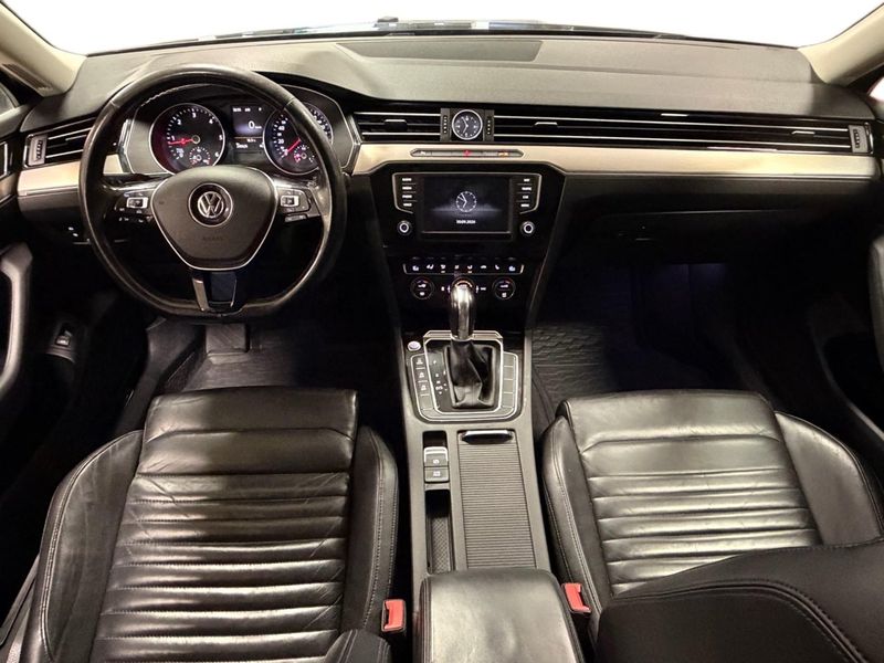Volkswagen Passat bild 9