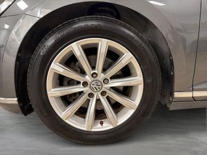 Volkswagen Passat bild 36