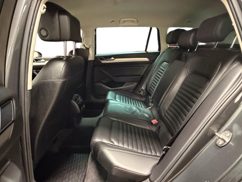 Volkswagen Passat bild 13
