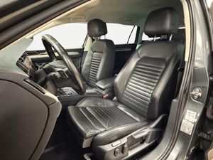 Volkswagen Passat bild 11