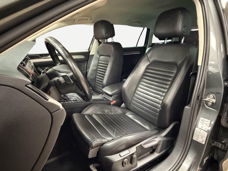 Volkswagen Passat bild 11