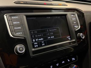 Volkswagen Passat bild 18