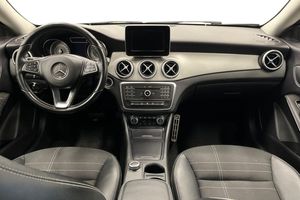Mercedes CLA200 bild 13