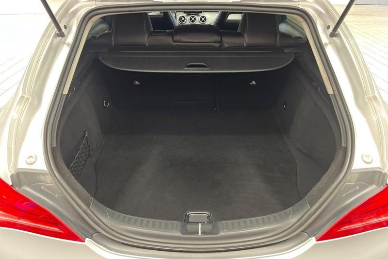 Mercedes CLA200 bild 21