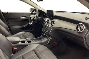 Mercedes CLA200 bild 18