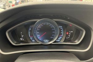 Volvo V40 bild 14