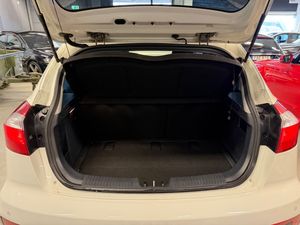 Kia Rio bild 24