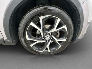 Toyota C-HR bild 32