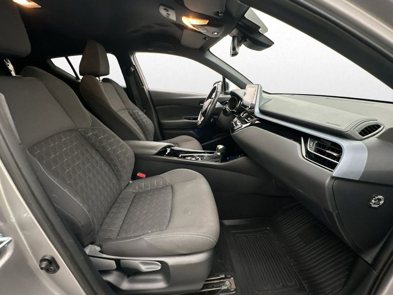 Toyota C-HR bild 24