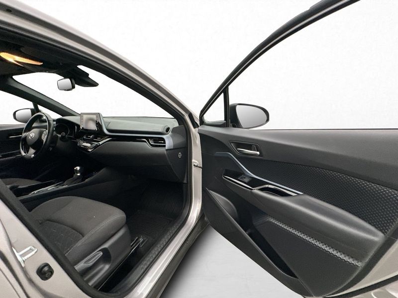 Toyota C-HR bild 25