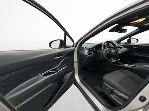 Toyota C-HR bild 10