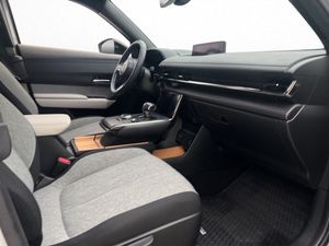 Mazda MX-30 bild 24