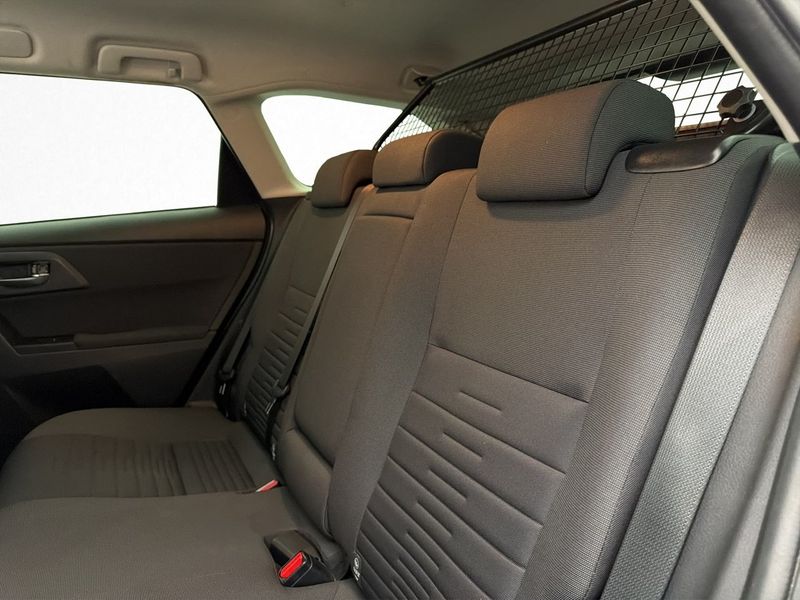 Toyota Auris bild 25