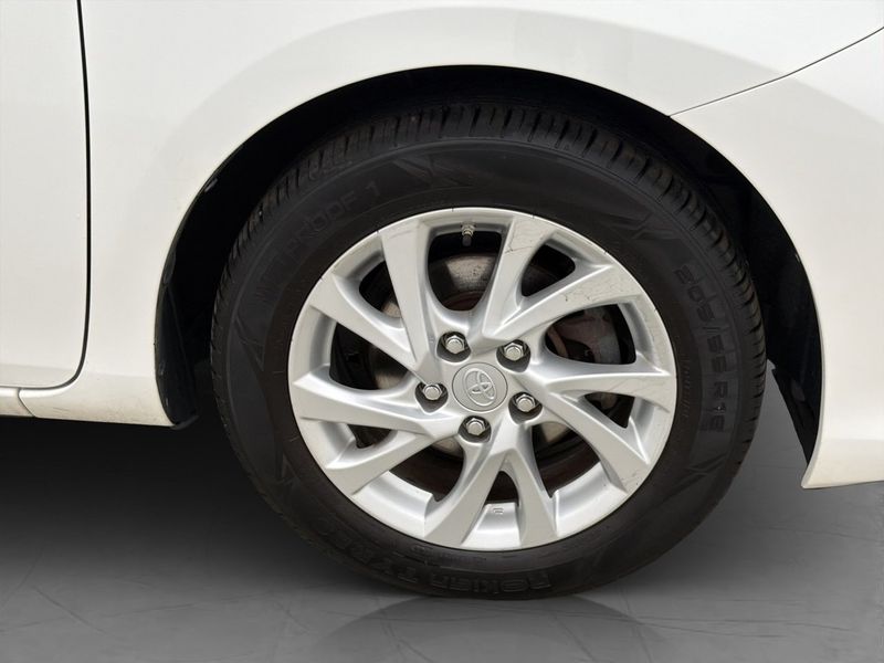 Toyota Auris bild 31