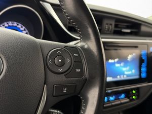 Toyota Auris bild 14