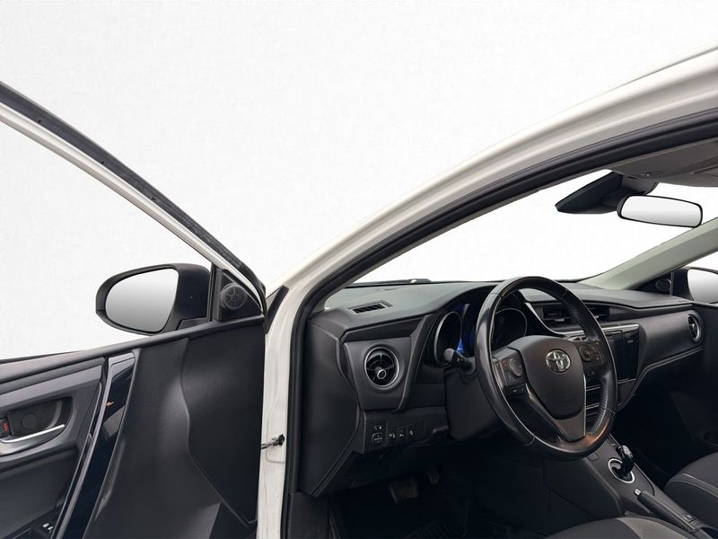 Toyota Auris bild 10