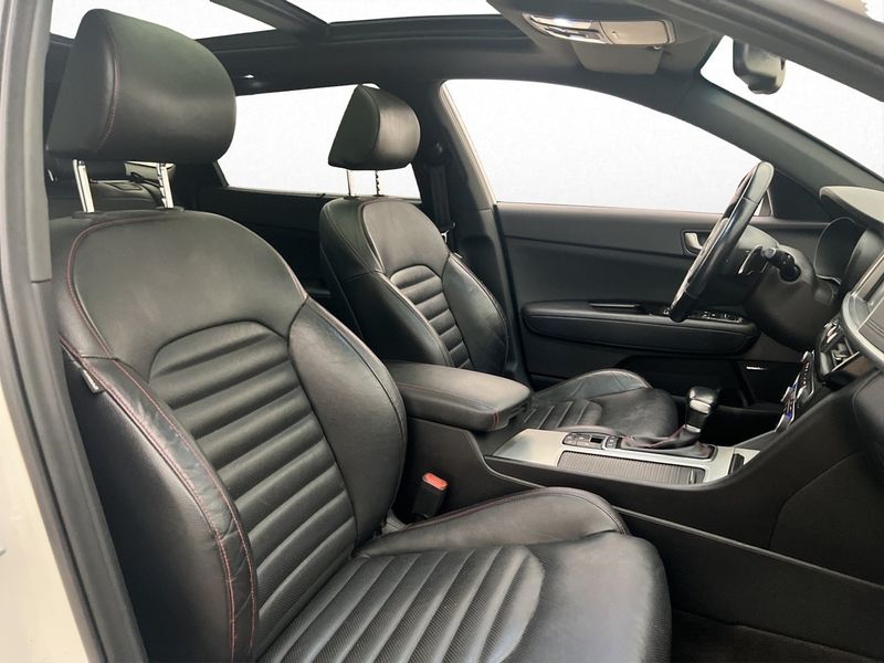 Kia Optima bild 26