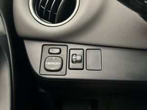 Toyota Yaris bild 12