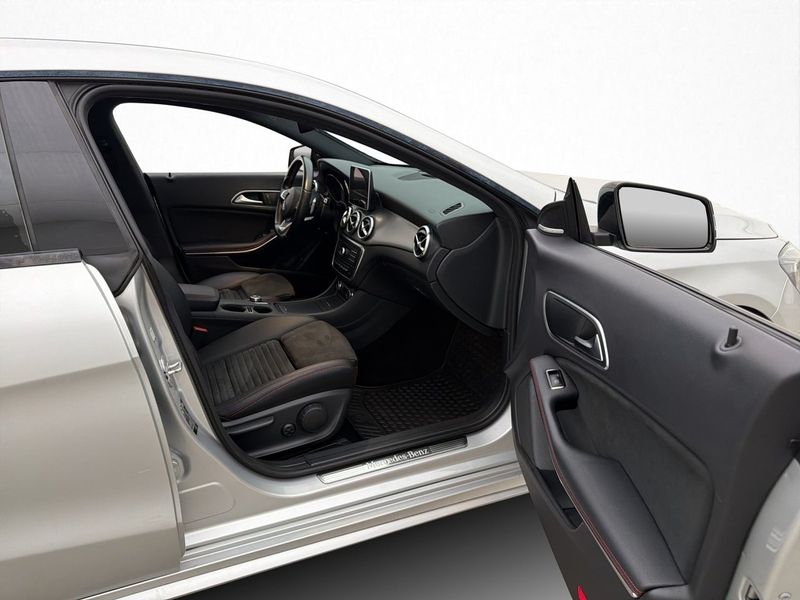 Mercedes CLA220 bild 28