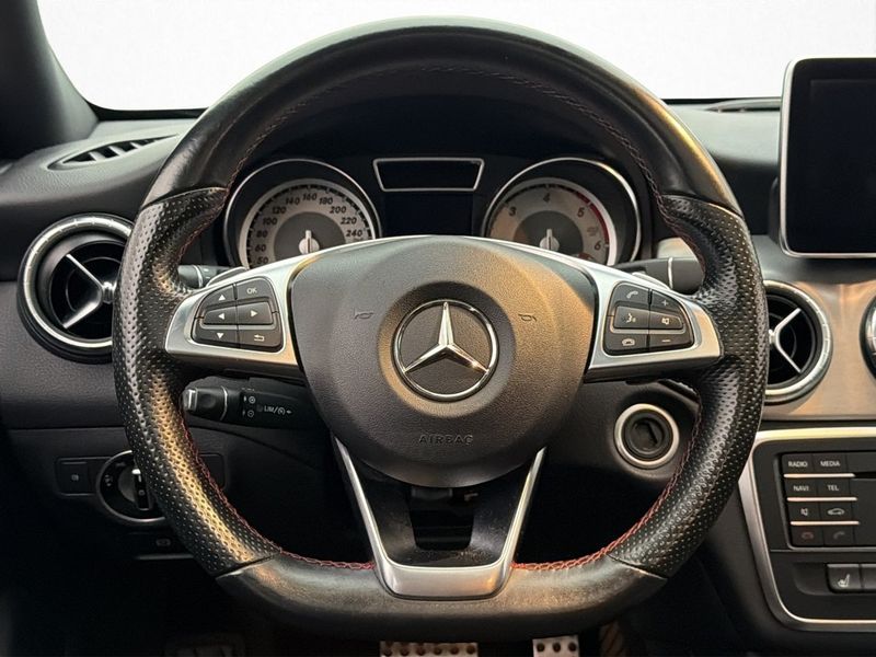 Mercedes CLA220 bild 14