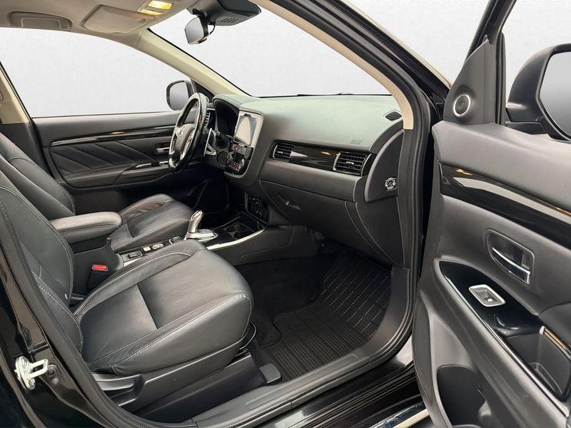 Mitsubishi Outlander bild 24