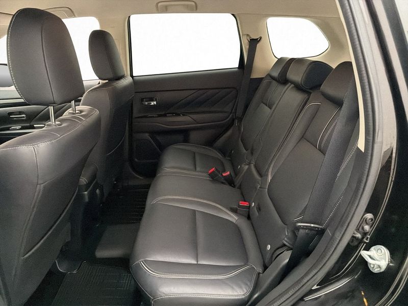Mitsubishi Outlander bild 25
