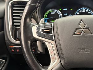 Mitsubishi Outlander bild 14