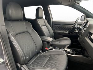 Mitsubishi Outlander bild 26