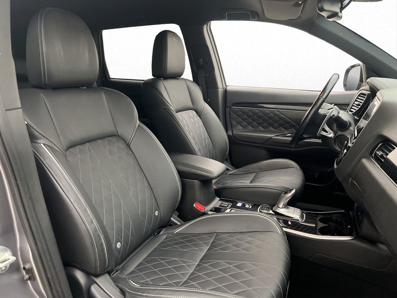 Mitsubishi Outlander bild 26