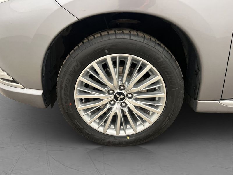 Mitsubishi Outlander bild 33