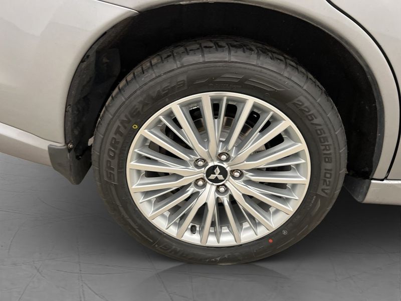Mitsubishi Outlander bild 36