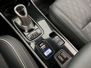 Mitsubishi Outlander bild 25