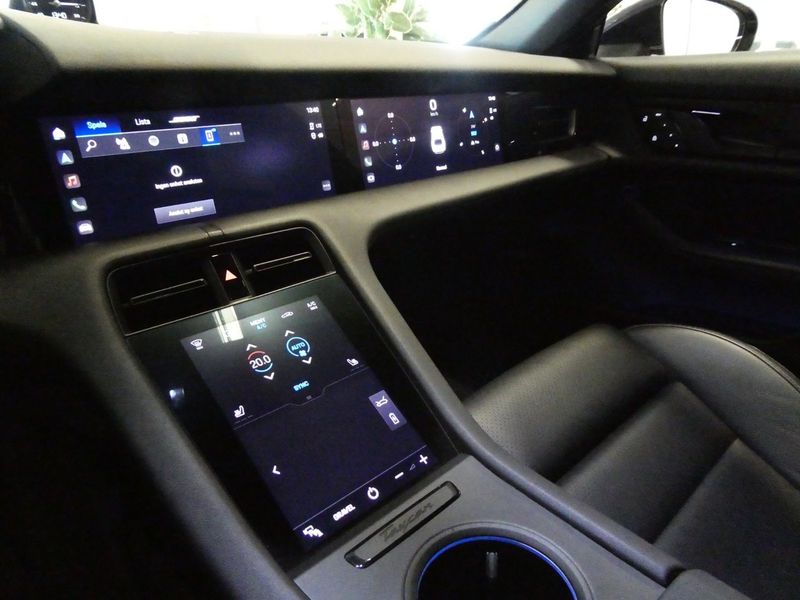 Porsche Taycan bild 16