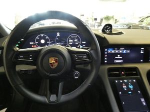 Porsche Taycan bild 15