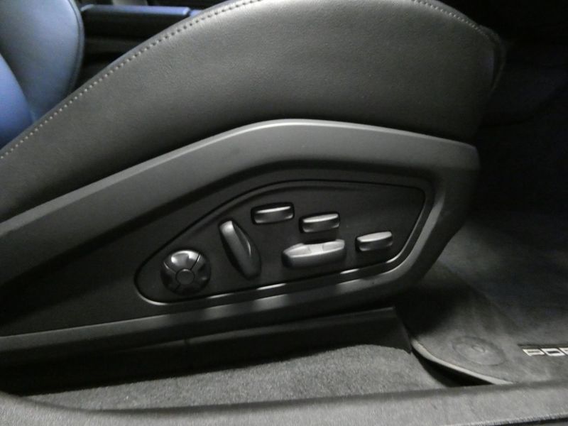 Porsche Taycan bild 17