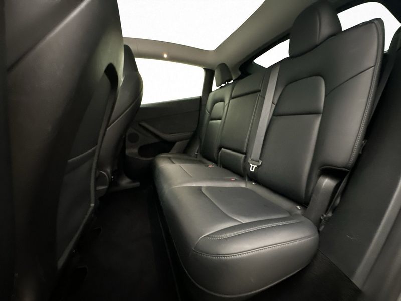 Tesla Model Y bild 29