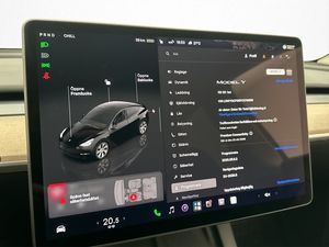 Tesla Model Y bild 25