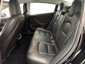 Tesla Model 3 bild 28