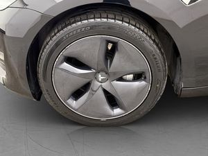 Tesla Model 3 bild 31