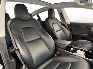 Tesla Model 3 bild 27