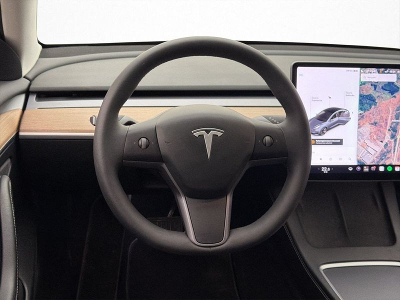 Tesla Model 3 bild 13