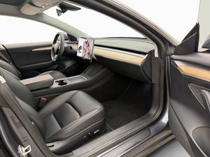 Tesla Model 3 bild 27