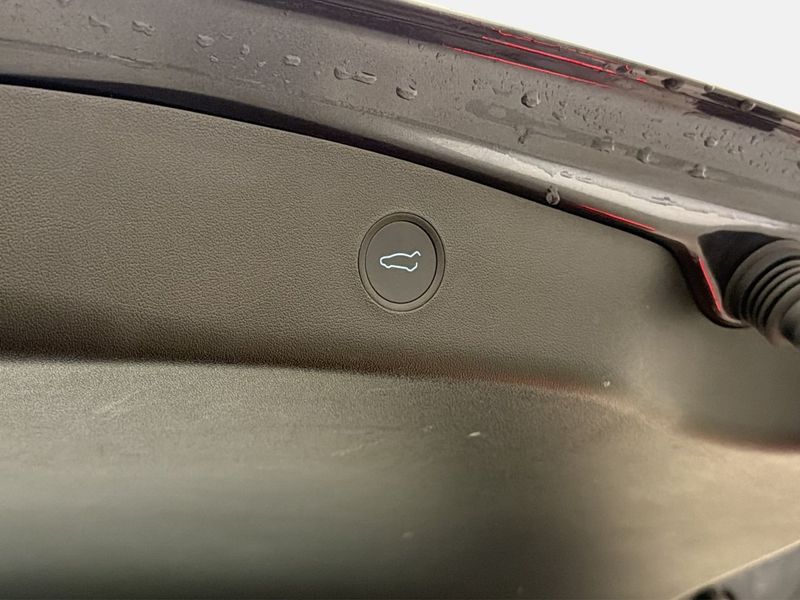 Tesla Model 3 bild 31