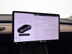 Tesla Model 3 bild 22