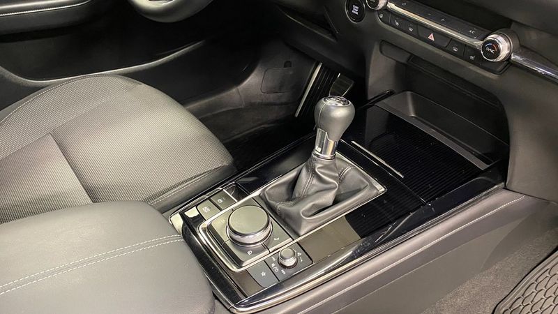 Mazda CX-30 bild 12