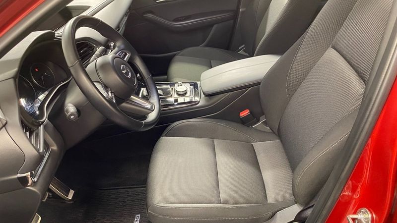 Mazda CX-30 bild 8