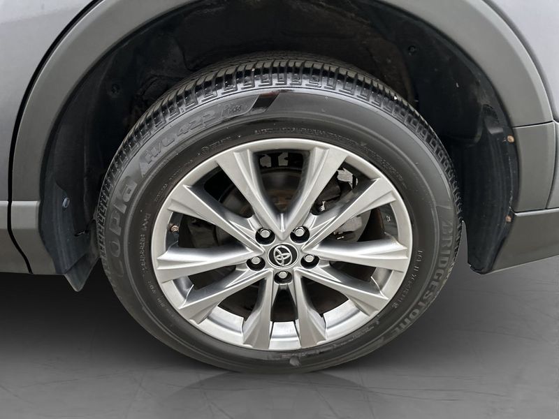 Toyota RAV4 bild 10