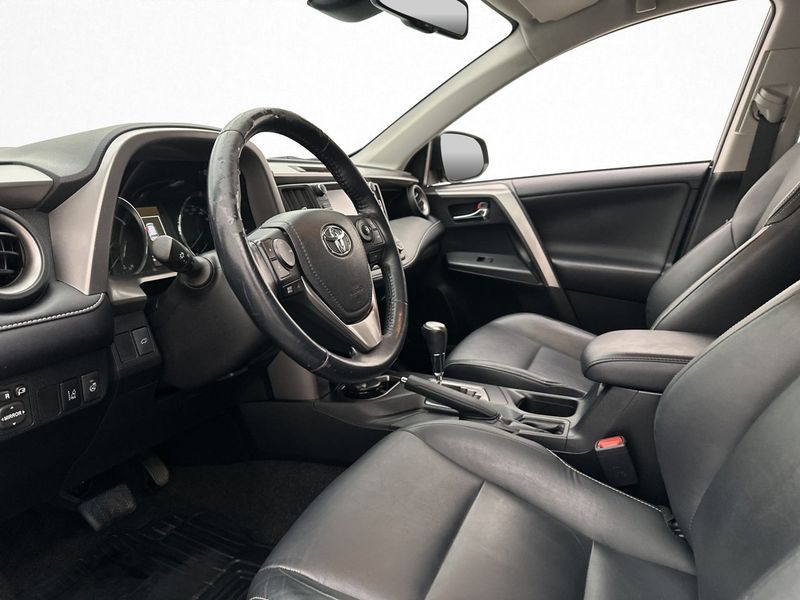 Toyota RAV4 bild 11